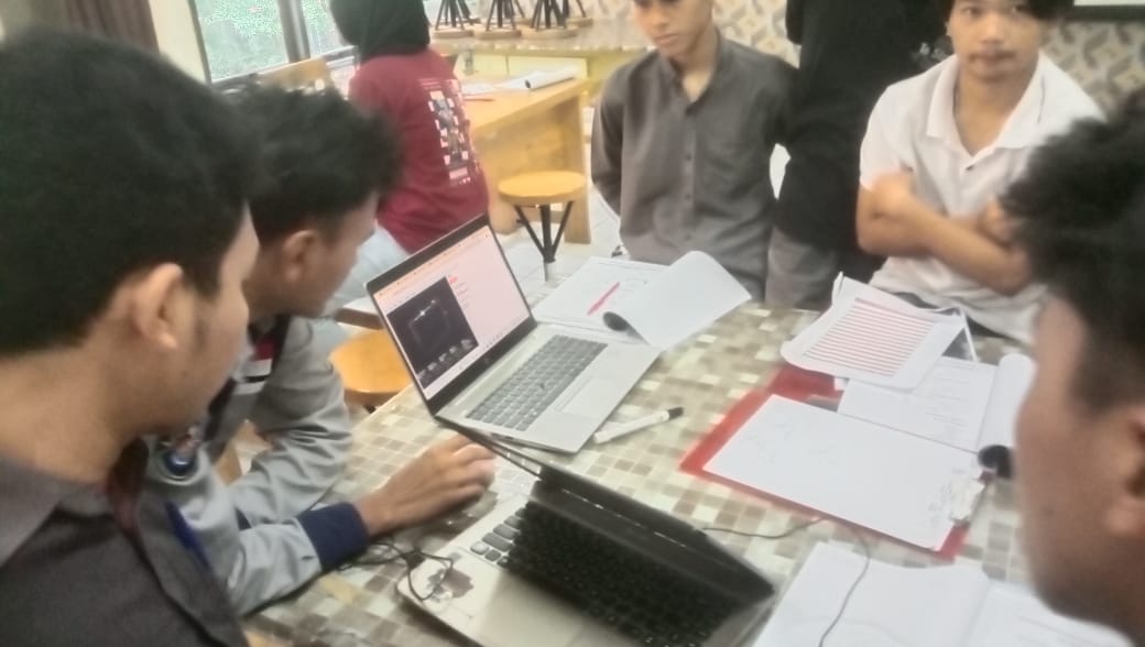 Praktikum RL 2024/2025 Ganjil Modul RLC